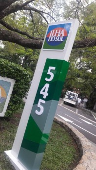 Totem ACM no Parque Uirapuru - Guarulhos
